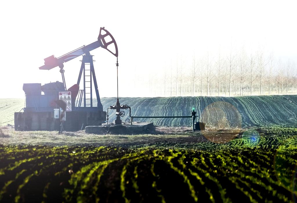 Oil Equipment Field